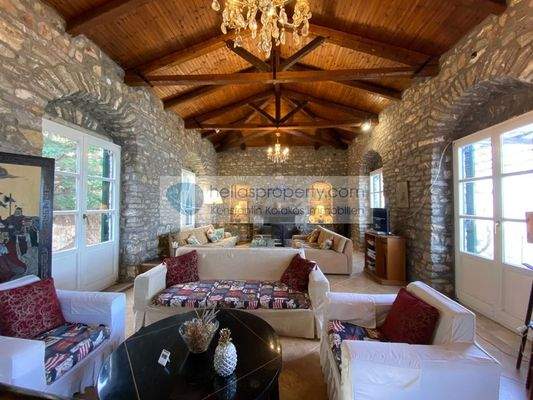 ab8acb937f8c433eadc41cf759227b43-original