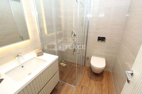 Detached and Semi-Detached Villas Near the Beach in İstanbul