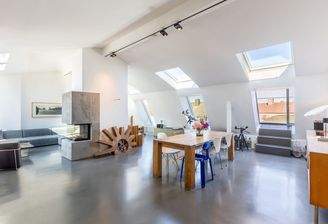 Lichtdurchflutetes Wohnen