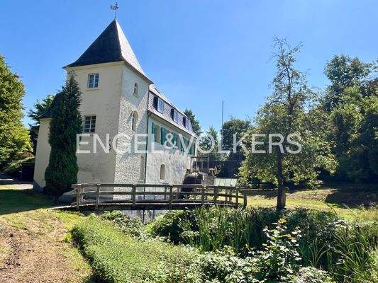 Historische Mühle in direkter Nachbarschaft