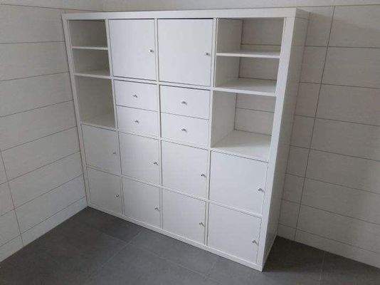 Badschrank *