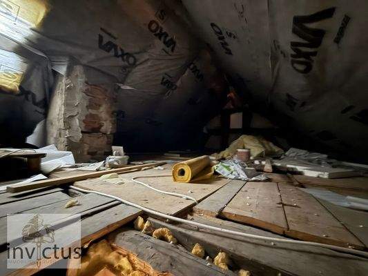 Spitzboden rechte Seite