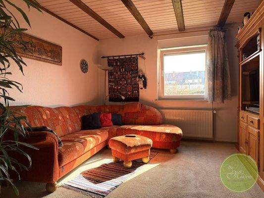 ... das helle Wohnzimmer.