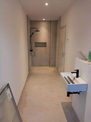 Bad (Muster aus Haus 4)