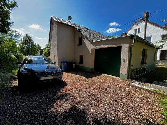 Außenansicht Garage