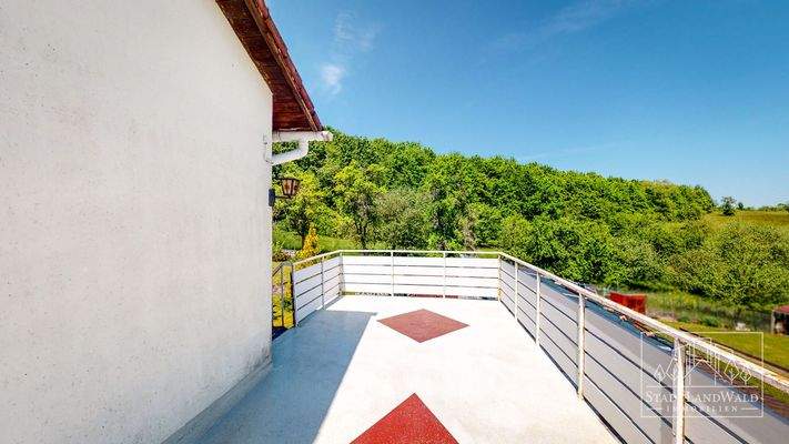 OG - Dachterrasse über Garage