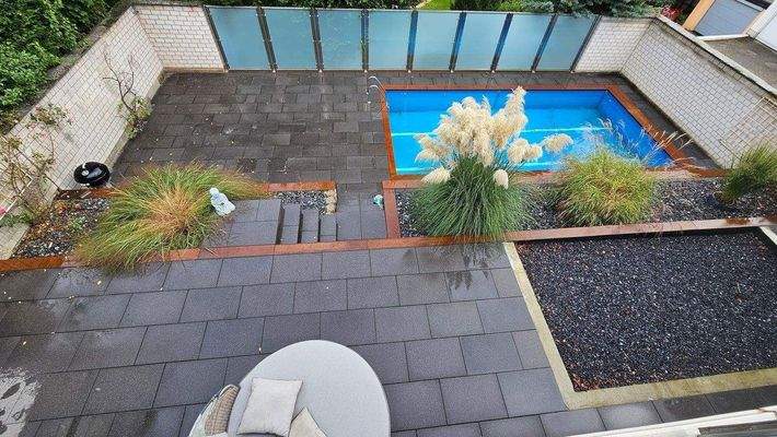 Außenanlage (1).jpg