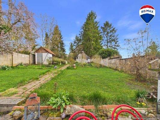 REMAX Immobilien DeLux Einfamilienhaus Garten Schiffweiler Mark Borowicz