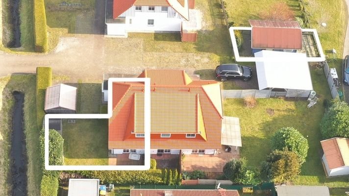 Kennzeichnung Wohnung + Blockbohlenhaus