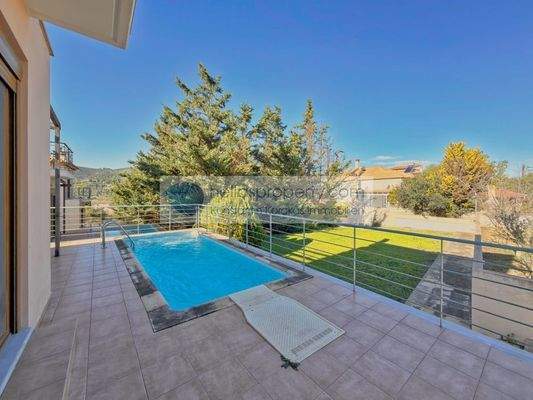 052ecba6a3644c37936ce379aef1cba9-original