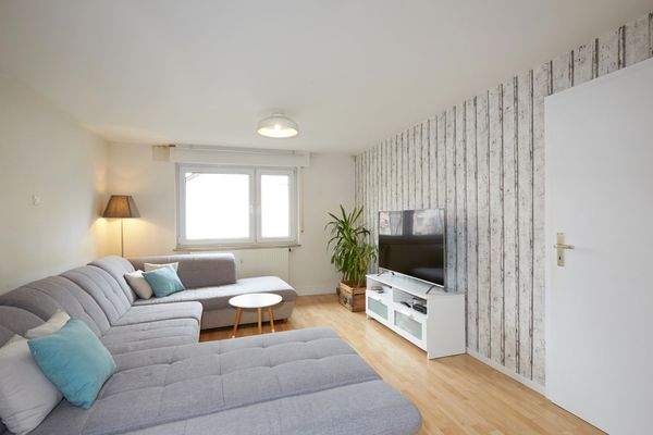 Whg. Nr. 3 - 1. OG links Wohnzimmer - Haus 92