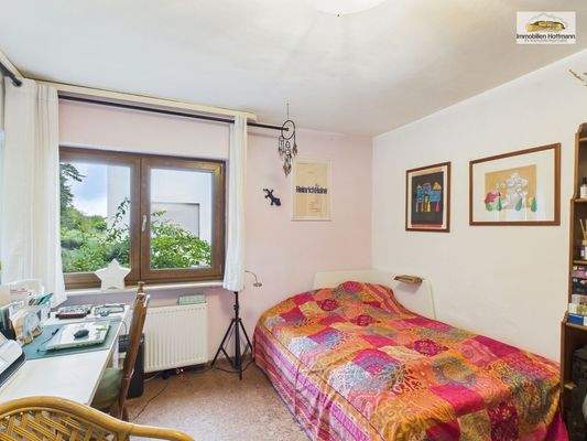 23_EG_-_Zimmer_(Schlafen-Arbeiten)