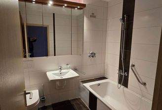 Badezimmer (Komfortbad)
