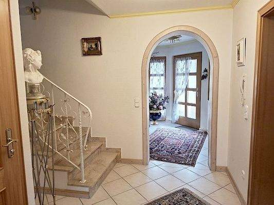 Eingangsbereich-Diele-Treppenhaus