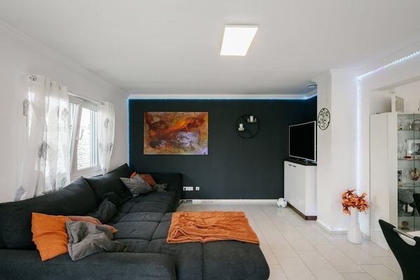 Wohn-/Esszimmer mit Küche