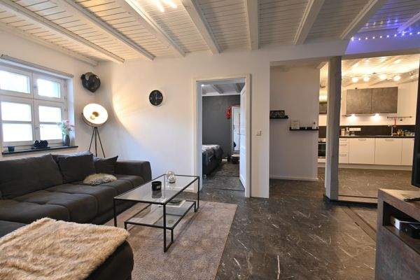 OG - Wohnzimmer 2. Wohnung