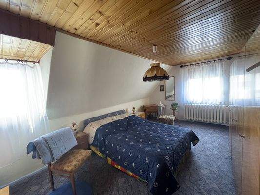 Schlafzimmer 2