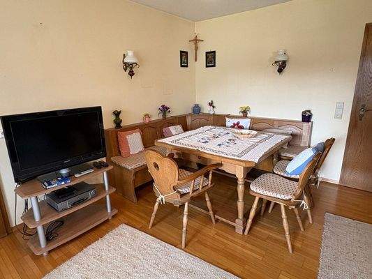 gemütliche Essecke im Wohnbereich