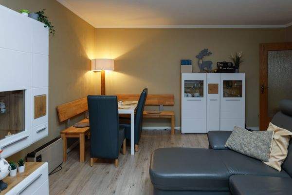 Wohnzimmer-Essecke (1)