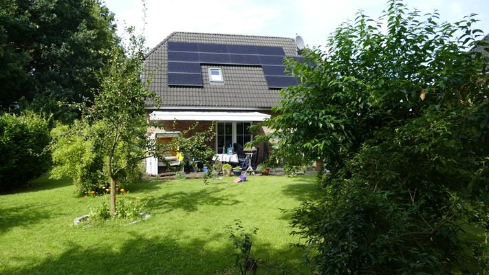 Haus mit Garten süd 2.JPG