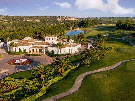 Detached Luxe Villa in a Golf Resort in San Miguel de Salinas