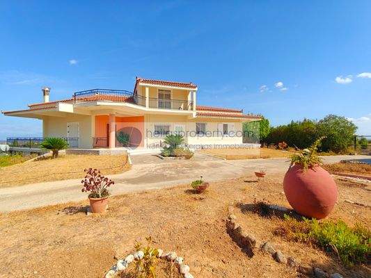 c06f24615b3a46f880dbb18927c52af5-original