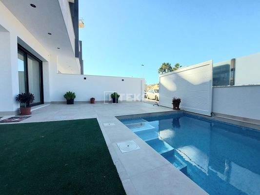 3-Bedroom Luxury Detached Homes in San Pedro del Pinatar