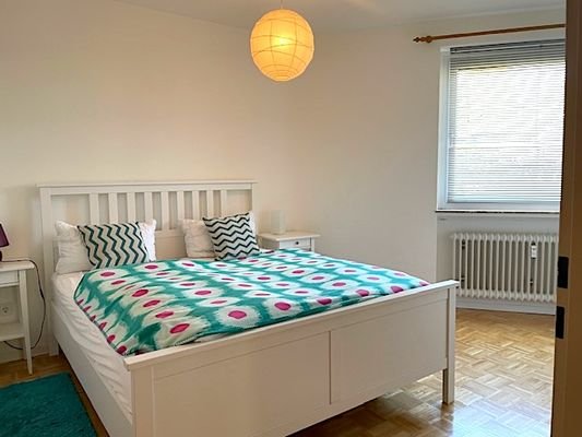 das Schlafzimmer