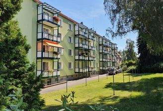 Rückseite Fr-Schneider-Straße 16.jpg