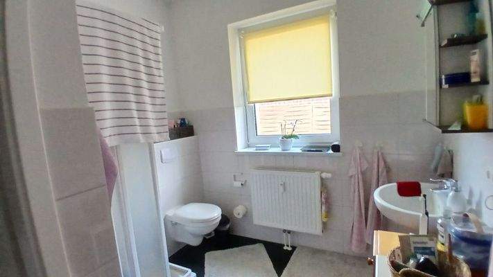 Badezimmer WG 1
