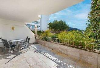 Loggia mit Meeresblick