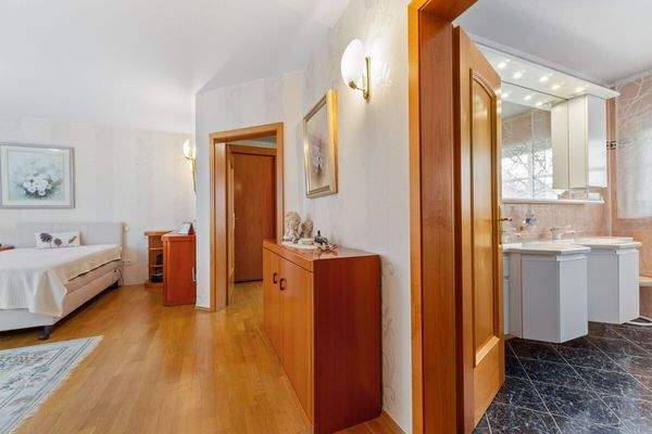 Haus 1: Schlafzimmer