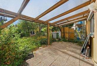 überdachte Terrasse