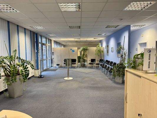 Büro- und Praxisfläche