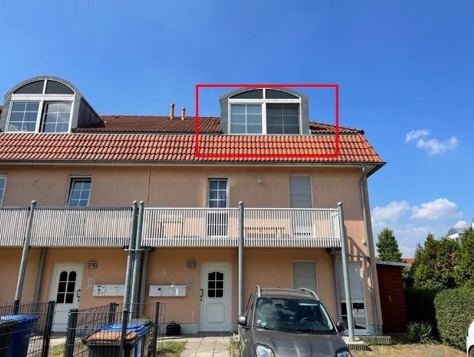 Attraktive vermietete Dachgeschosswohnung im Grünen