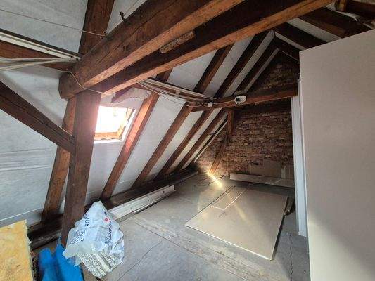 DG: noch nicht ausgebauter Raum