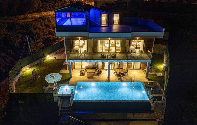 Uninterrupted Sea View Villa with 4 Bedrooms in Mugla Fethiye