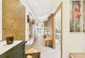 Flur Wellnessbereich 2