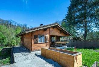 gemütliches Holzhaus