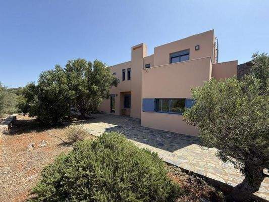 Kreta, Exo Lakkonia: Villa auf dem Land mit Pool, Olivenhain und Bergblick zu verkaufen