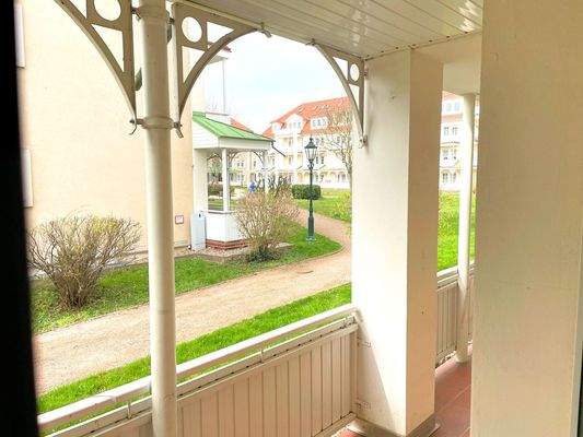 Terrasse Blick zur Innenzone