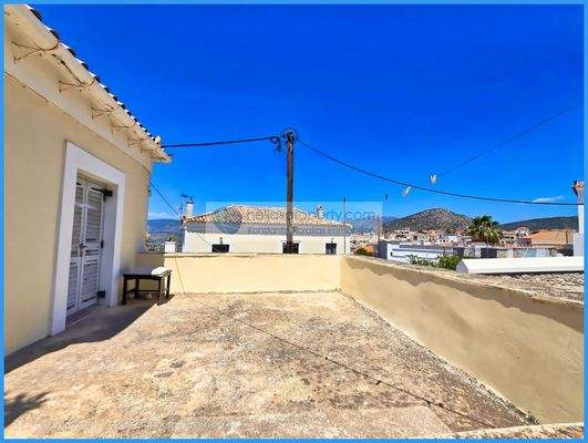 b32b4b89f02b4b089026b98706cc4dc9-original