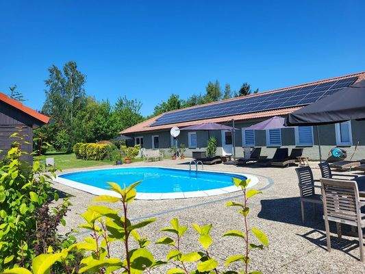 Hof Wiesengrund DAHLER Rostock | Rügen