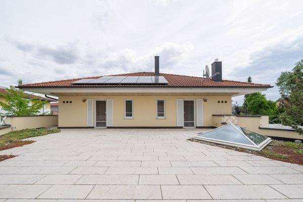 Großzügige Dachterrasse