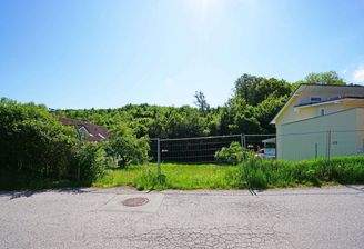 Straßenseitige Grundgrenze