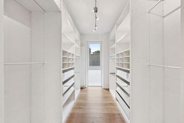 Ankleide am Masterbedroom