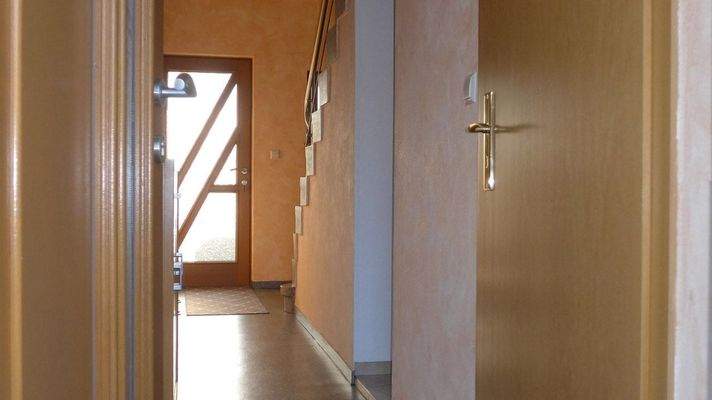 Flur EG rechte Hälfte