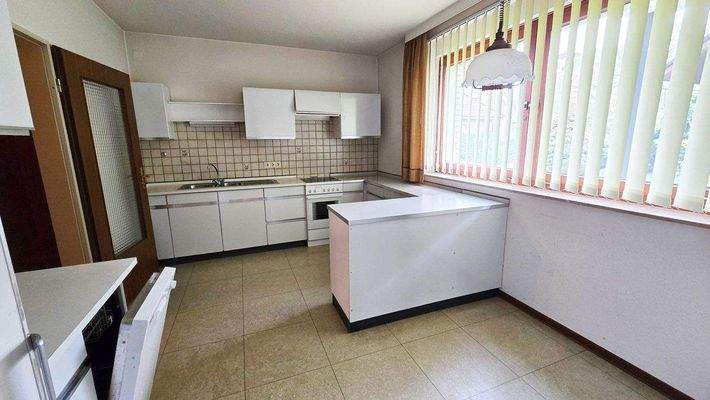 =?UTF-8?Q?K=C3=BCche_EG.jpg?=