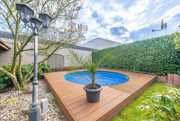 oder im eigenen Pool