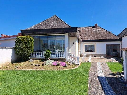 Ansicht vom Garten aus